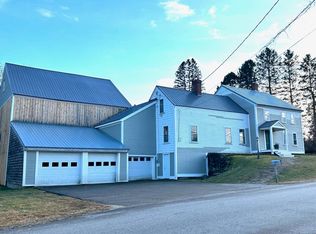 22 Trundlebed Ln, Kensington, NH 03833