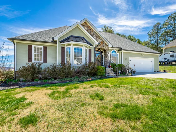 39 Cornerstone Dr, Ringgold, GA 30736