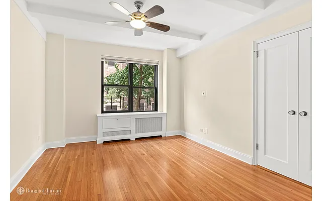 Rented by Douglas Elliman | media 6