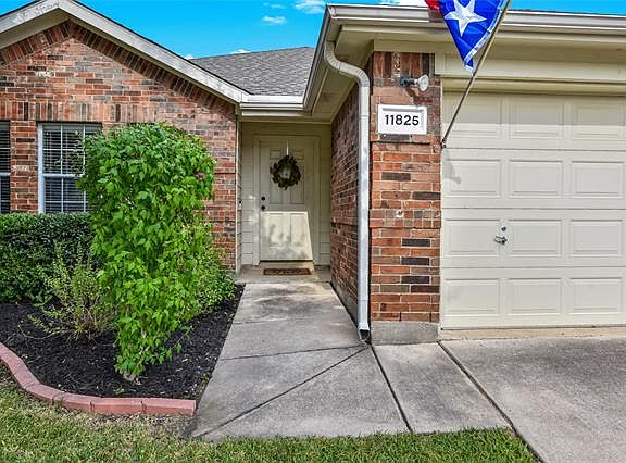 2nd image of 11825 Gold Creek Dr E