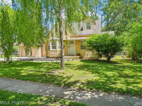 18440 Floral St, Livonia, MI 48152