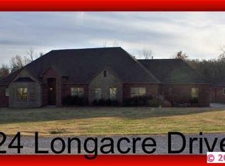 24 Longacre Dr, Ramona, OK 74061