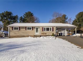 47 Scantic Meadow Rd, South Windsor, CT 06074