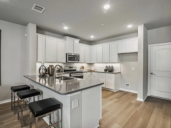 261 Territory Trl Building 25, Fort Worth, TX 76120