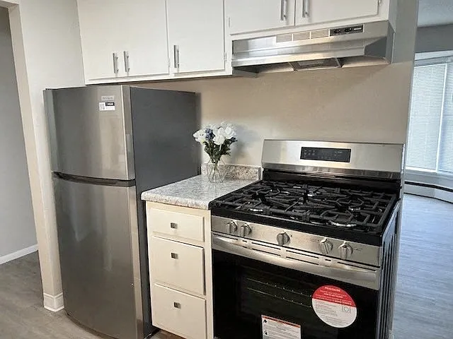 Richfield Square Apartments — Photo 36