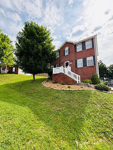 1050 New Village Dr NW Photo 1 1050 New Village Dr NW Photo 1