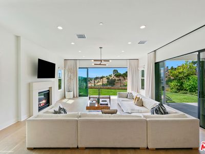 21316 Poema Pl, Chatsworth, CA, 91311