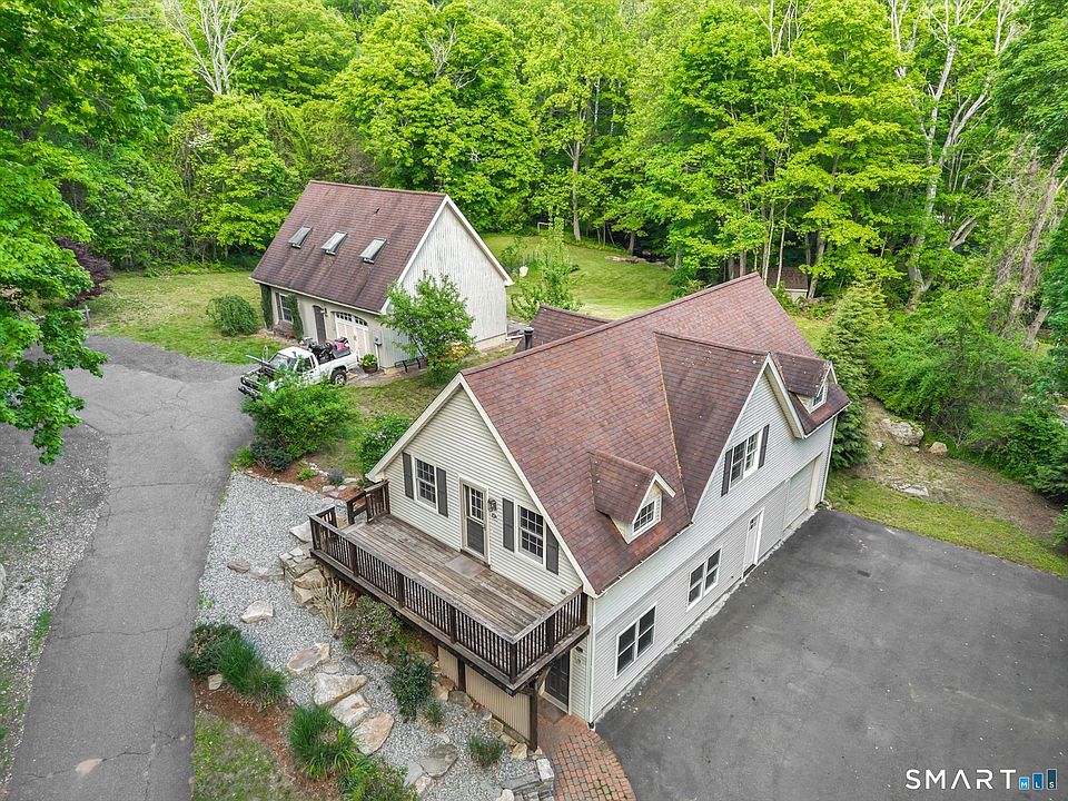 1st image of 19 Moodus Leesville Road