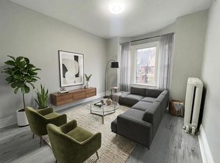 7 Rutherford Ave #2, Hamilton, ON L8M1Y3