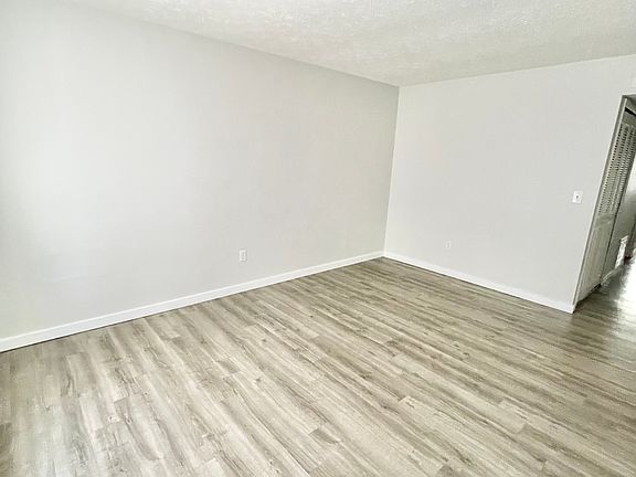 2nd image of 713 Deer Trail Ct #715