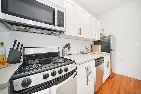 Rented by Living New York | media 5