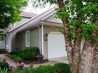 537 Royal Crst, Akron, OH 44321