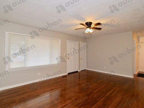2nd image of 210 Audubon Cir