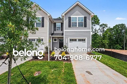 1517 39th Avenue Loop NE #7 Photo 1