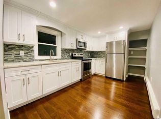 572 Oakdale Rd FLOOR 2, East Meadow, NY 11554