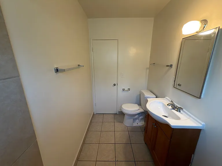 11614 Bellflower Blvd — Photo 31