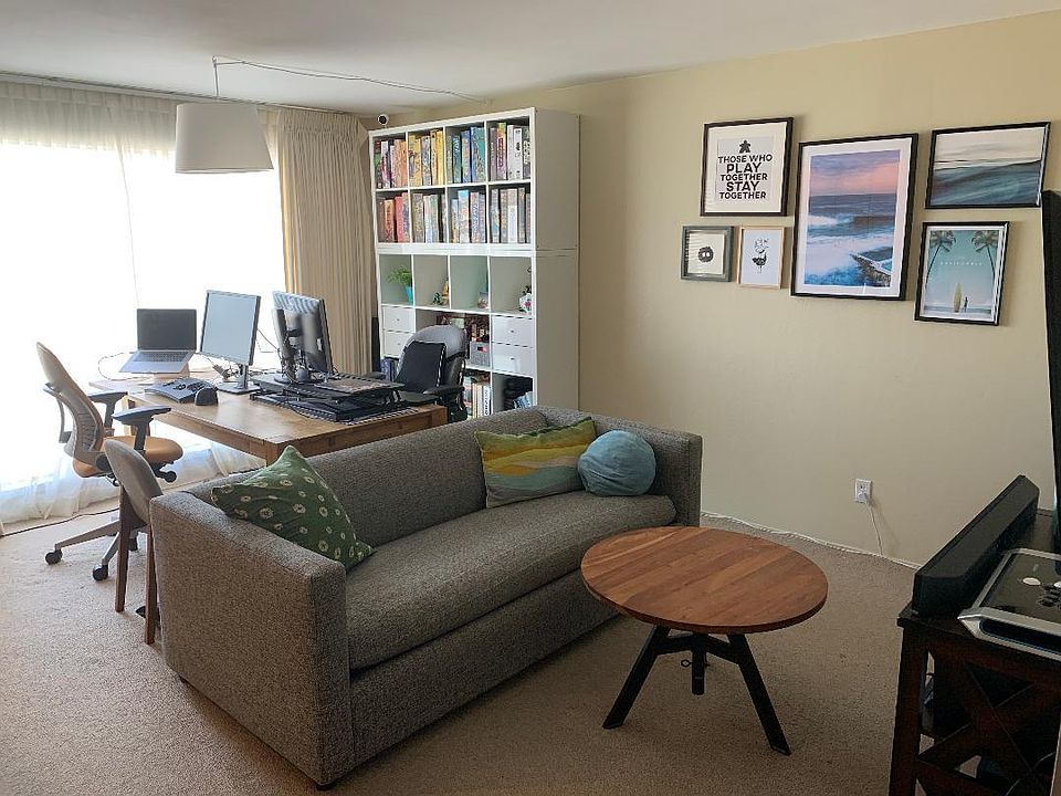 Living Area with rooftop and Bay view.