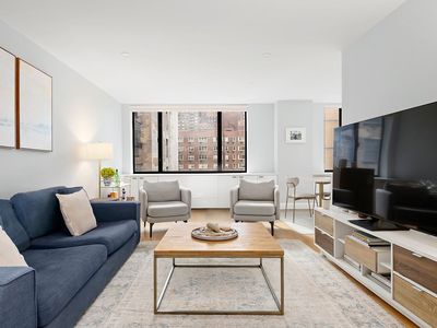 30 W 61st St APT 10C, New York, NY, 10023