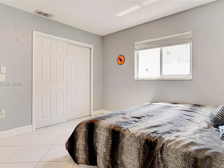 11370 NW 46th Pl — Photo 30