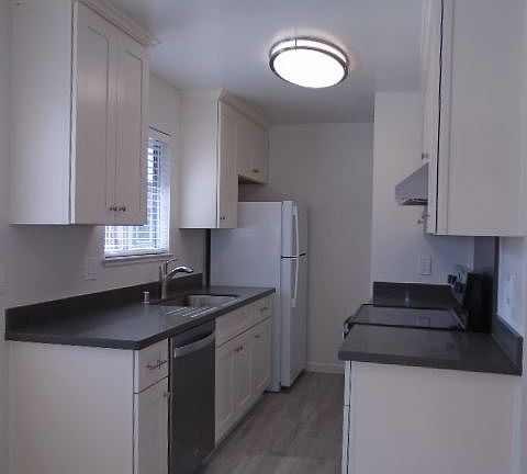 5th image of 2297 Medallion Dr APT 4