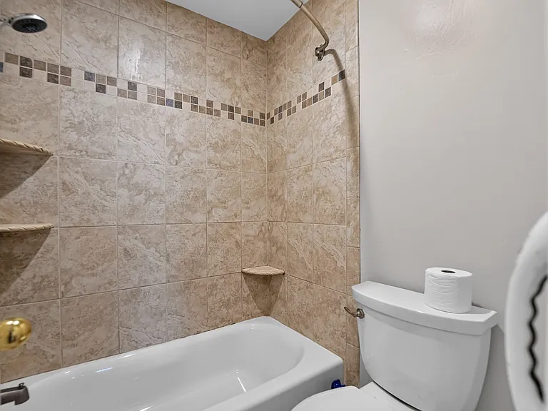 5607 Vantage Point Rd — Photo 28