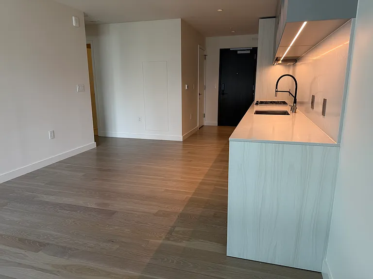 889 103rd Ave NE #310 — Photo 3
