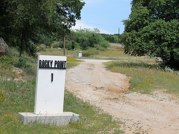3rd image of 129-130 Scenic Dr