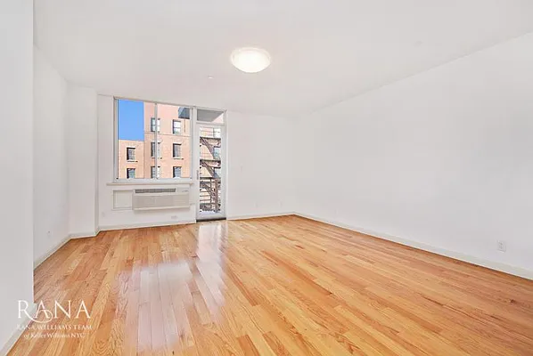 Rented by Keller Williams NYC | media 8