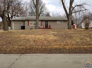 2526 SE Colorado Ave, Topeka, KS 66605