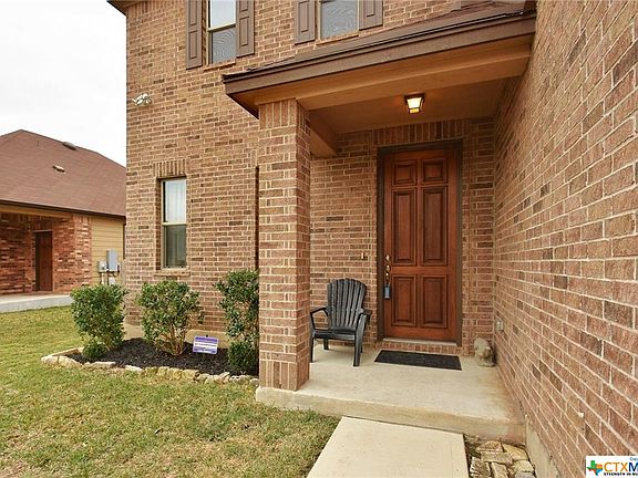 3rd image of 857 Apricot Dr