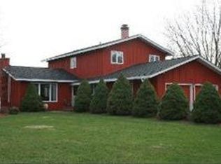 4518 Mount Thabor Rd, Woodstock, IL 60098