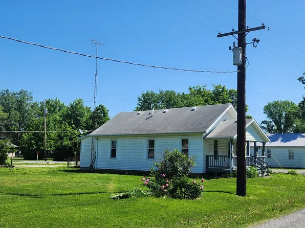 (undisclosed Address), Pinckneyville, IL 62274
