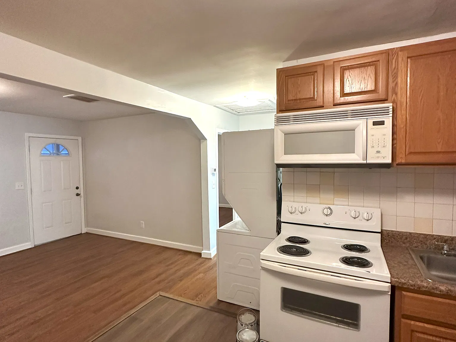 2 bed, 550 sqft, $1,250 — Photo 3
