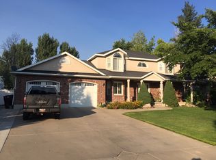 1859 S Kay Dr, Kaysville, UT 84037