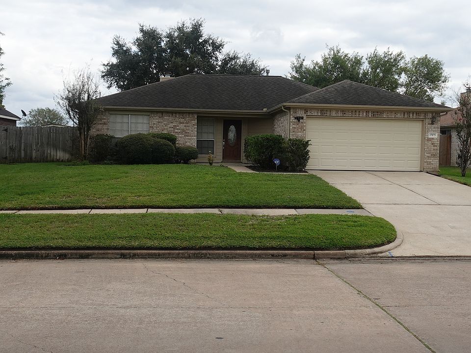 1st image of 17075 Great Glen Dr