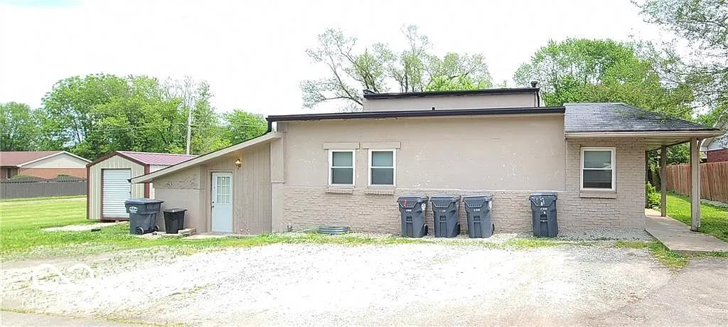 1 bed, 700 sqft, $700 — Photo 1