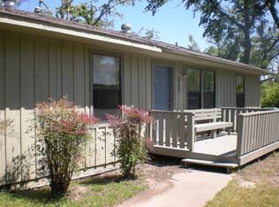 1631 W Maine St, Fayetteville, AR 72701