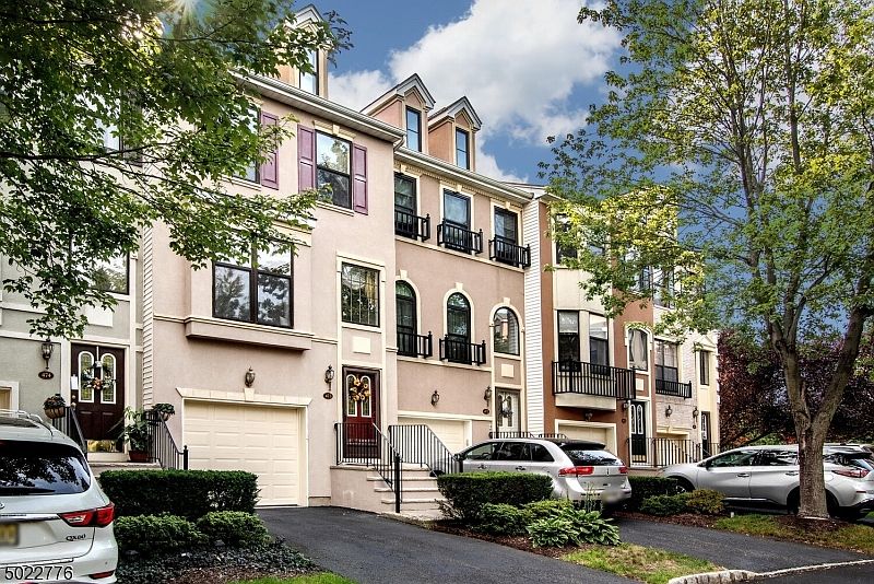 473 Hartford Dr, Nutley, NJ 07110 Zillow