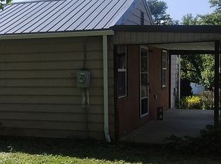 1875 Powers Ave, Sharpsville, PA 16150