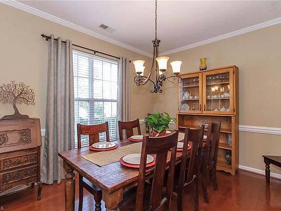 4th image of 6505 Collonade Ct