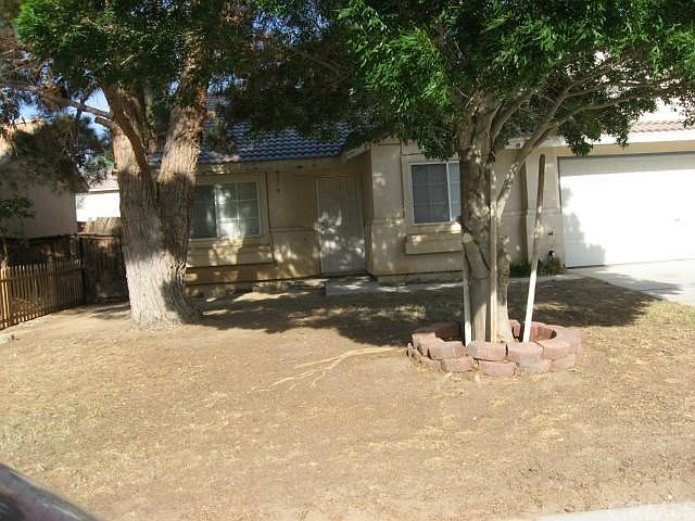 1st image of 15585 Mavrick Dr