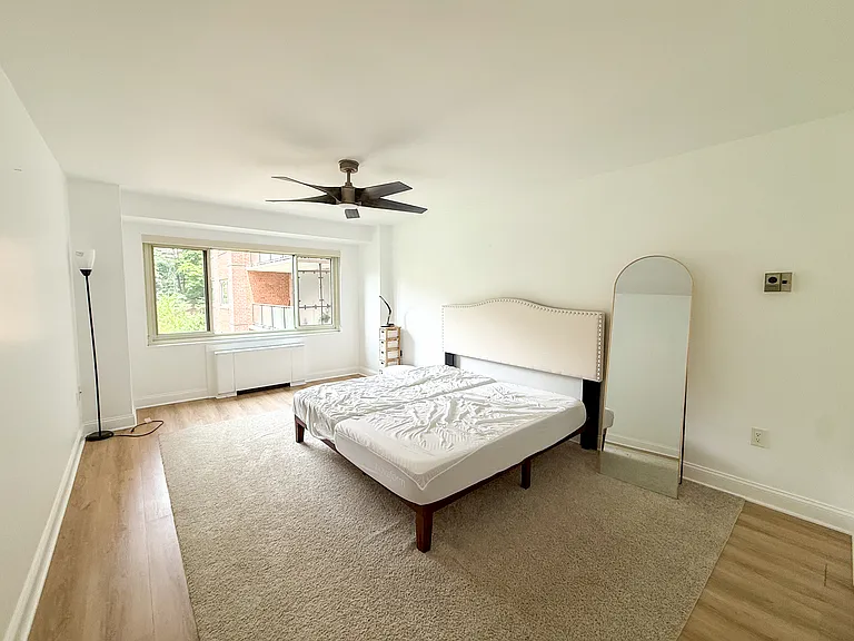 4201 Cathedral Ave NW #321E — Photo 13