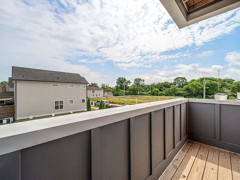 623 E Main St #205 — Photo 10