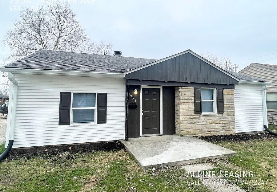 1st image of 2958 Sangster Ave