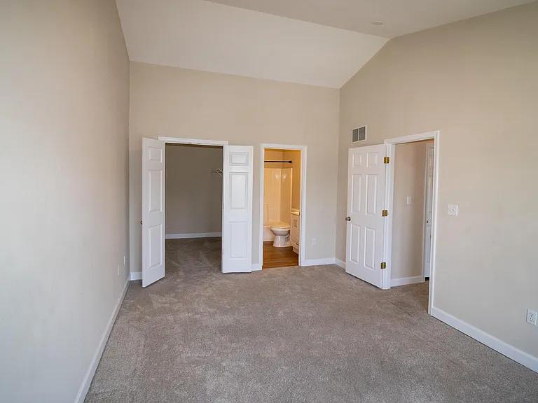 7822 Rolling Vista Ct — Photo 16
