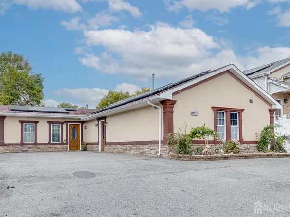 1894 Turner St, Rahway, NJ 07065