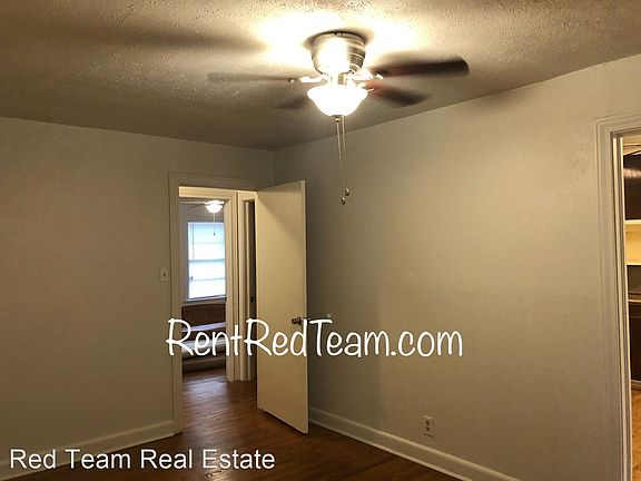 3rd image of 5933 Malvey Ave