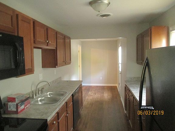 4th image of 4515 Saint Margaret Ln