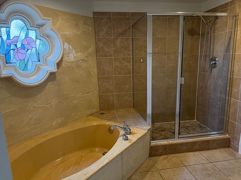 4032 Ampudia St — Photo 24