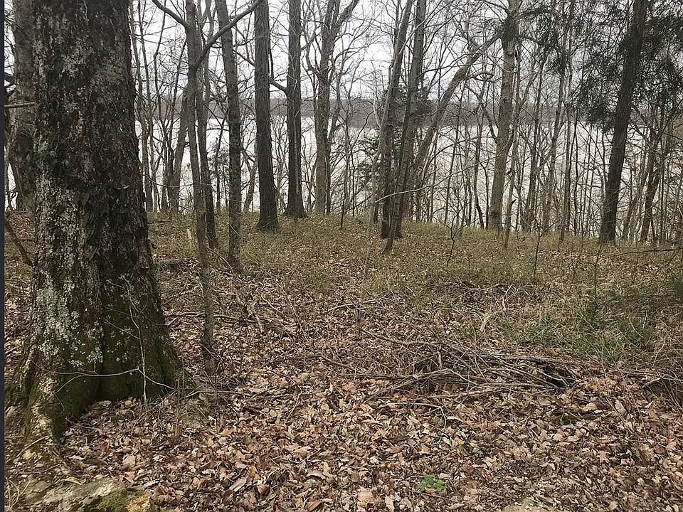 2nd image of 796 Joe Morris Rd